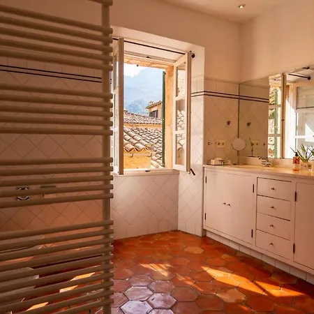 Verdera 4*